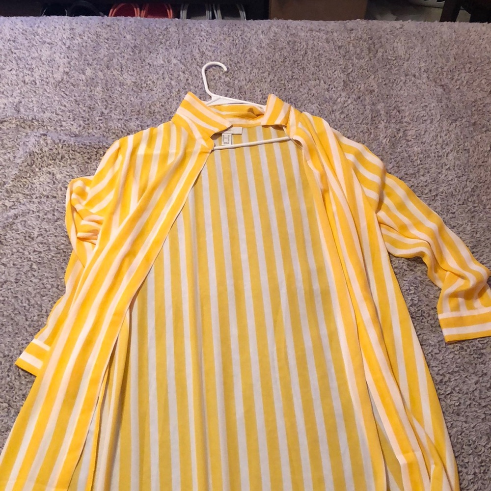 White & yellow long cardigan